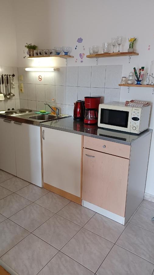 Apartmani Mary Dugi Rat Eksteriør billede