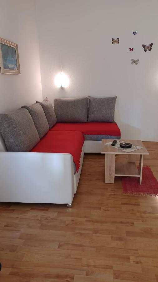 Apartmani Mary Dugi Rat Eksteriør billede
