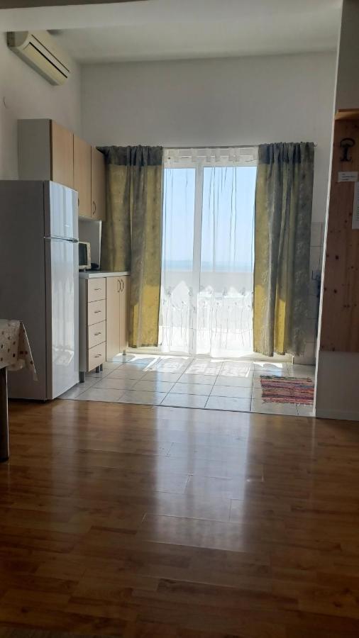 Apartmani Mary Dugi Rat Eksteriør billede