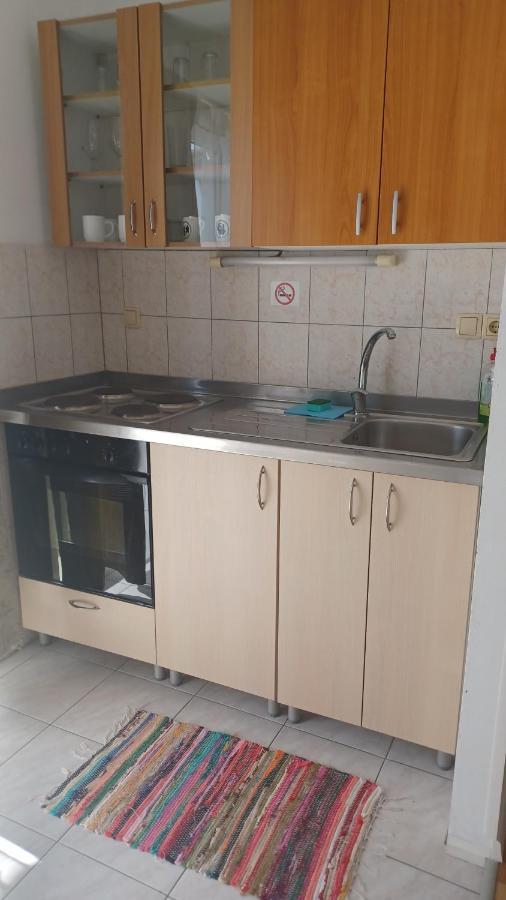 Apartmani Mary Dugi Rat Eksteriør billede