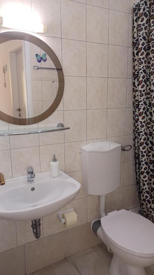 Apartmani Mary Dugi Rat Eksteriør billede