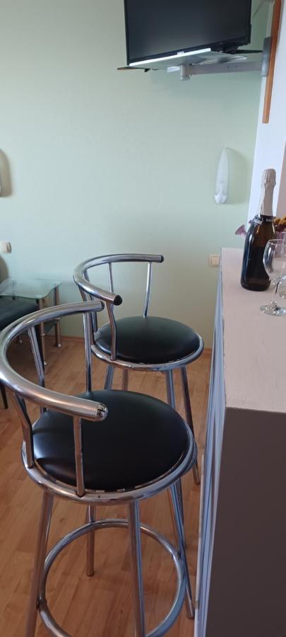 Apartmani Mary Dugi Rat Eksteriør billede