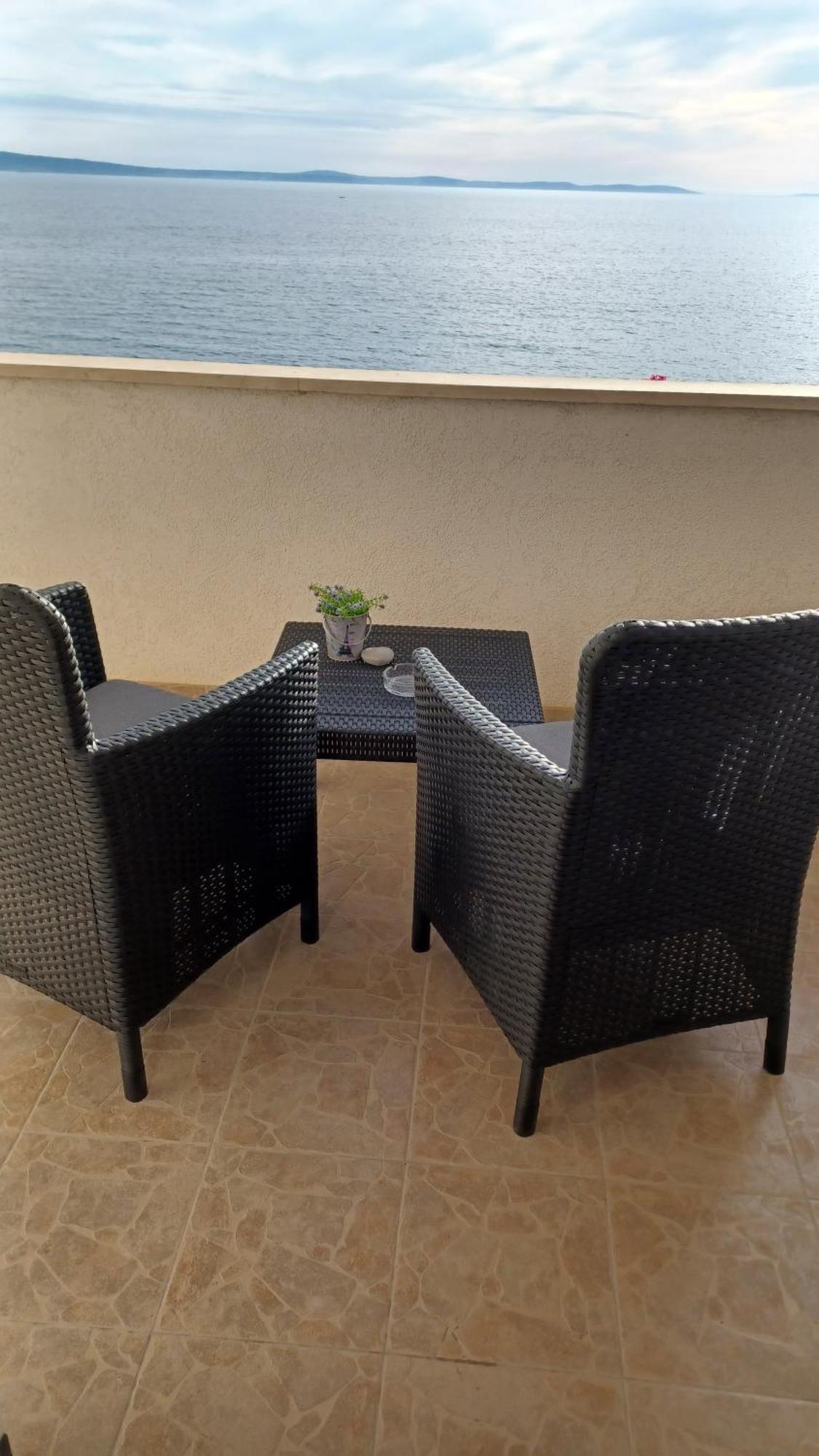 Apartmani Mary Dugi Rat Eksteriør billede